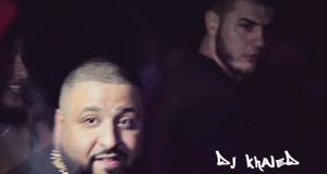Überraschung: Kanye West & Lil Wayne performen zusammen auf DJ Khaled’s Geburtstags-Party (Video)