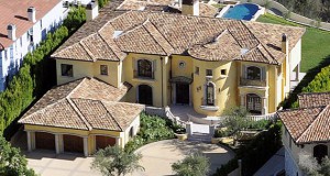 Kanye West und Kim Kardashian kaufen eine Villa für 11 Mio. Dollar (News)
